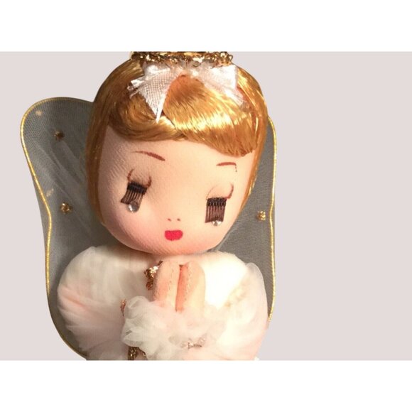 Cute Eight Inch Vintage Netted Angel Figurine - Picture 2 of 8